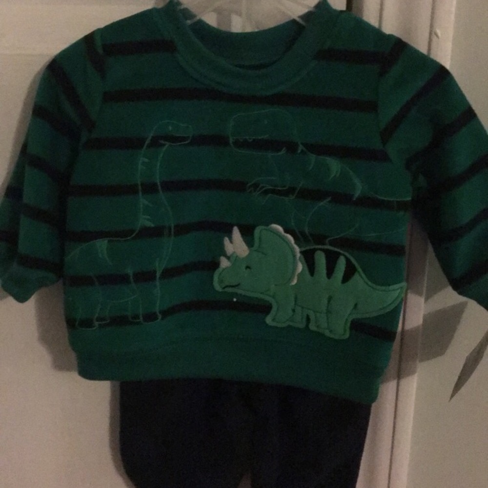 Newborn fleece outfit